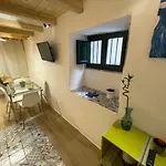 Rosalia Loft, Nel Cuore Di Ballaro A