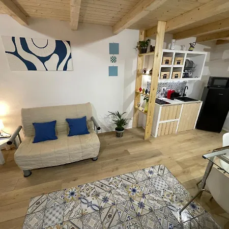 Rosalia Loft, Nel Cuore Di Ballaro A